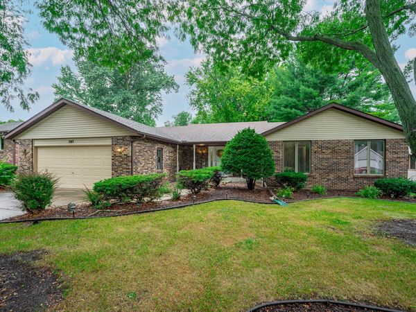 1747 Arnold Avenue , Rockford, IL 61108