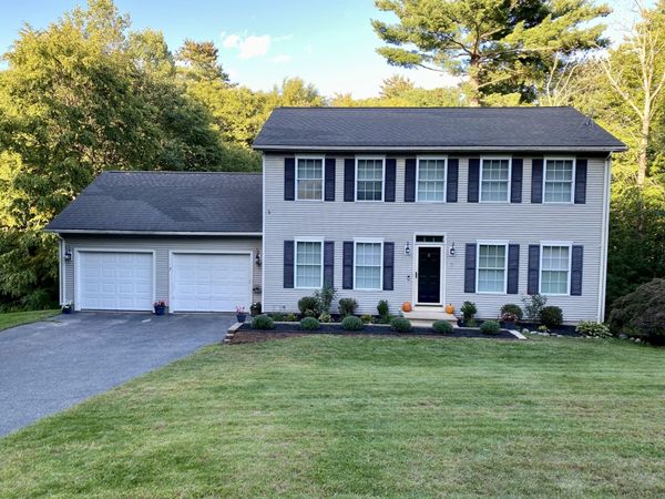 7 Hemlock Hollow, Belchertown, MA 01007