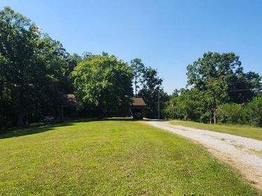 285 Knob Hill Rd Road, Somerset, KY 42501