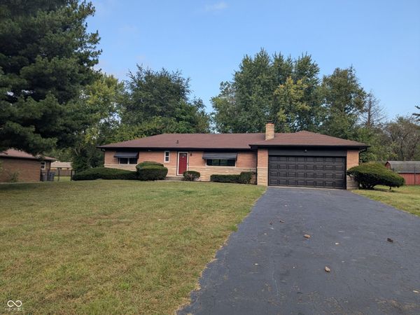 4425 Chatham Place , Indianapolis, IN 46226