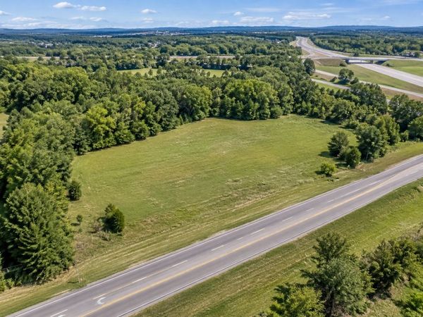2506 New Lewisburg Hwy , Columbia, TN 38401