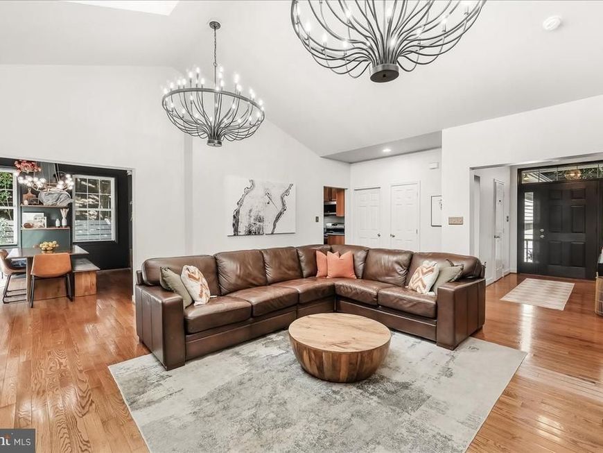 9726 Woodcliff Court, New Market, MD 21774 Main Photo