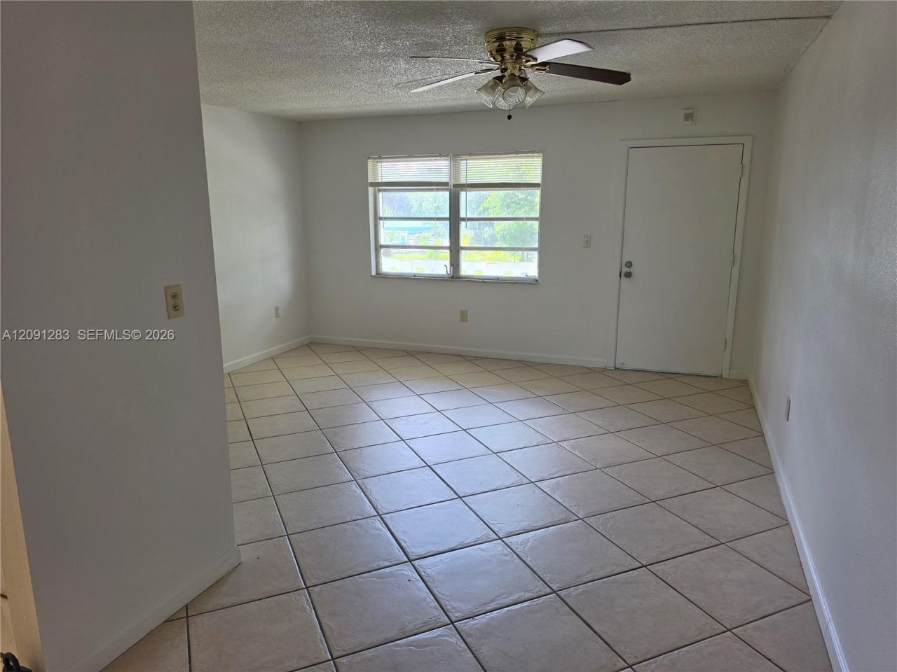 20210 NE 2nd Ave , Unit V30, Miami Gardens, FL 33179 Photo