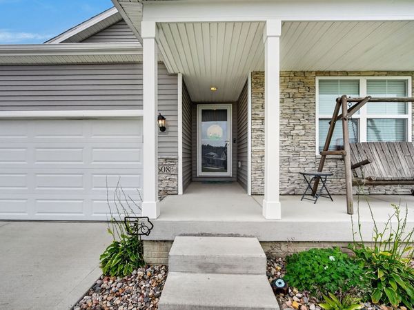 1608 Southbridge Drive, Adel, IA 50003