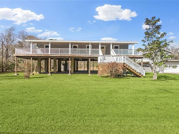203 AVERY Drive , Slidell, LA 70461