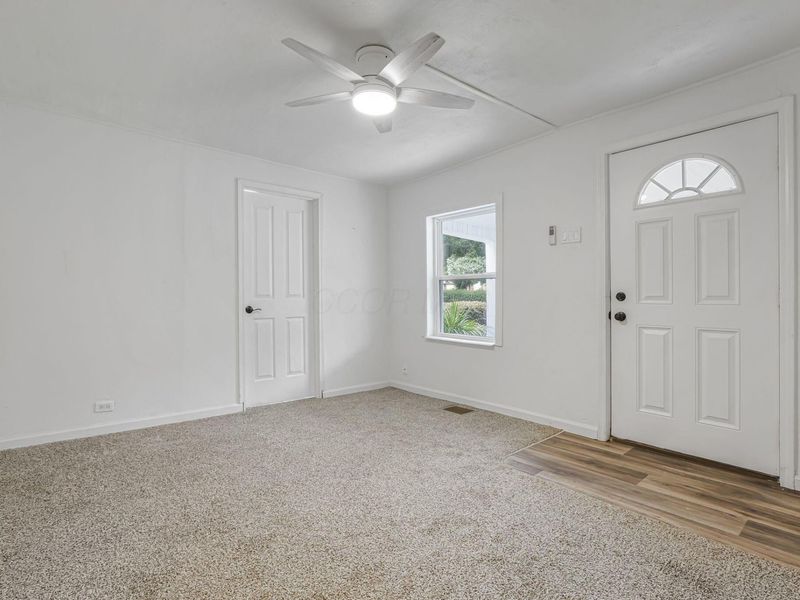 663 E Mound Street , Circleville, OH 43113 Photo 11