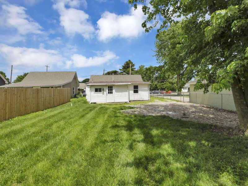 663 E Mound Street , Circleville, OH 43113 Photo 13