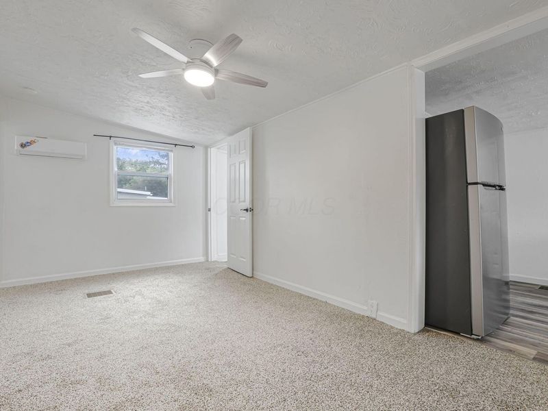 663 E Mound Street , Circleville, OH 43113 Photo 14
