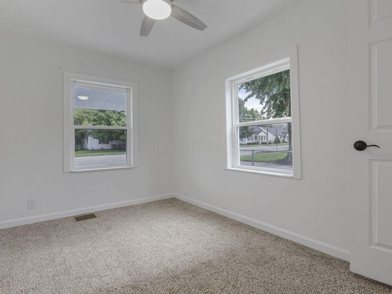 663 E Mound Street , Circleville, OH 43113 Photo 26