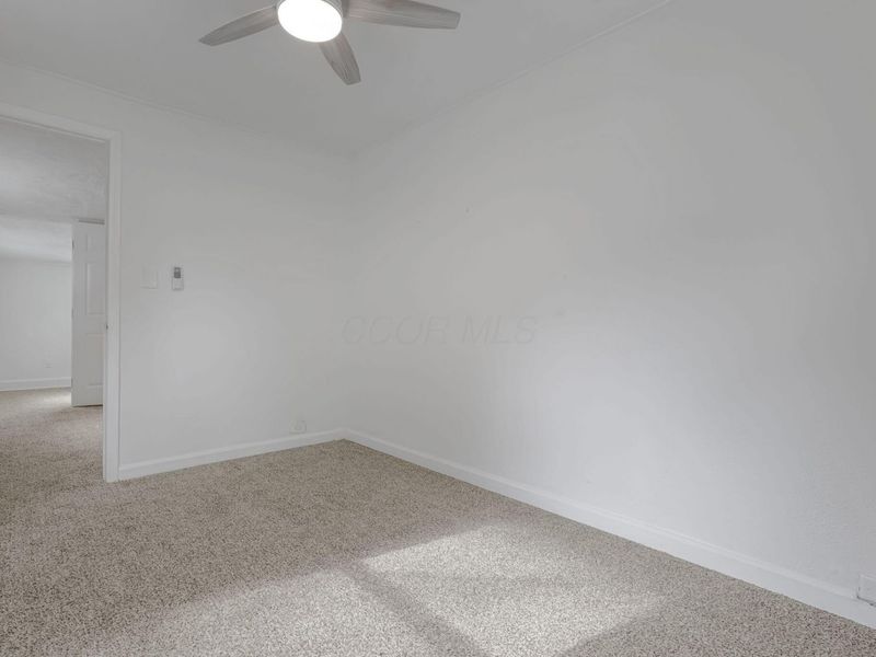 663 E Mound Street , Circleville, OH 43113 Photo 27