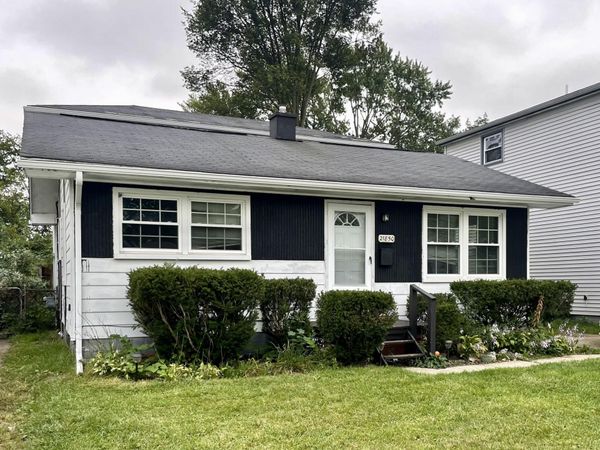 21850 Cunningham Avenue, Warren, MI 48091