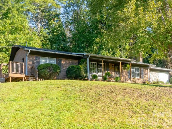 2408 Setzers Creek Road, Lenoir, NC 28645