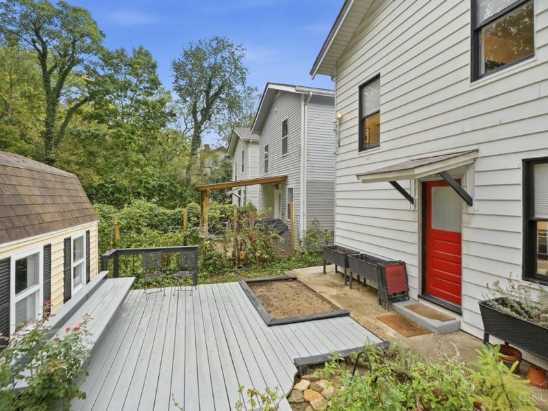 1539 Ambrose Avenue, Cincinnati, OH 45224 Photo 32