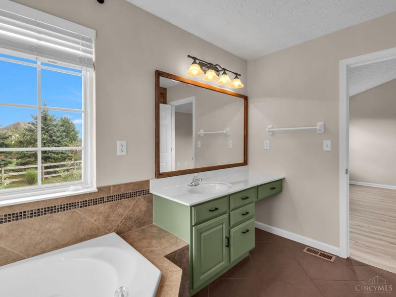 7455 Airy View Drive, Liberty Township, OH 45044 Photo 50
