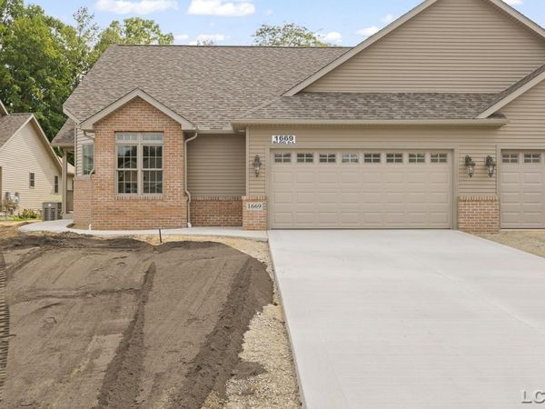 1669 Rivers Edge , Adrian, MI 49221