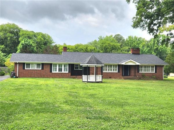 8 Highland Lane , Cartersville, GA 30120