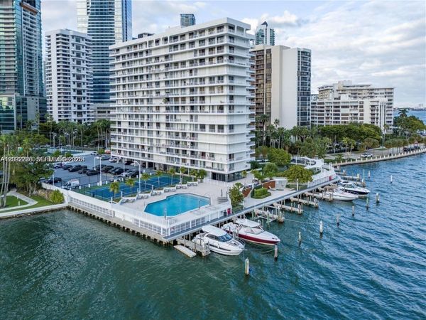 200 SE 15th Rd, Unit 4K, Miami, FL 33129