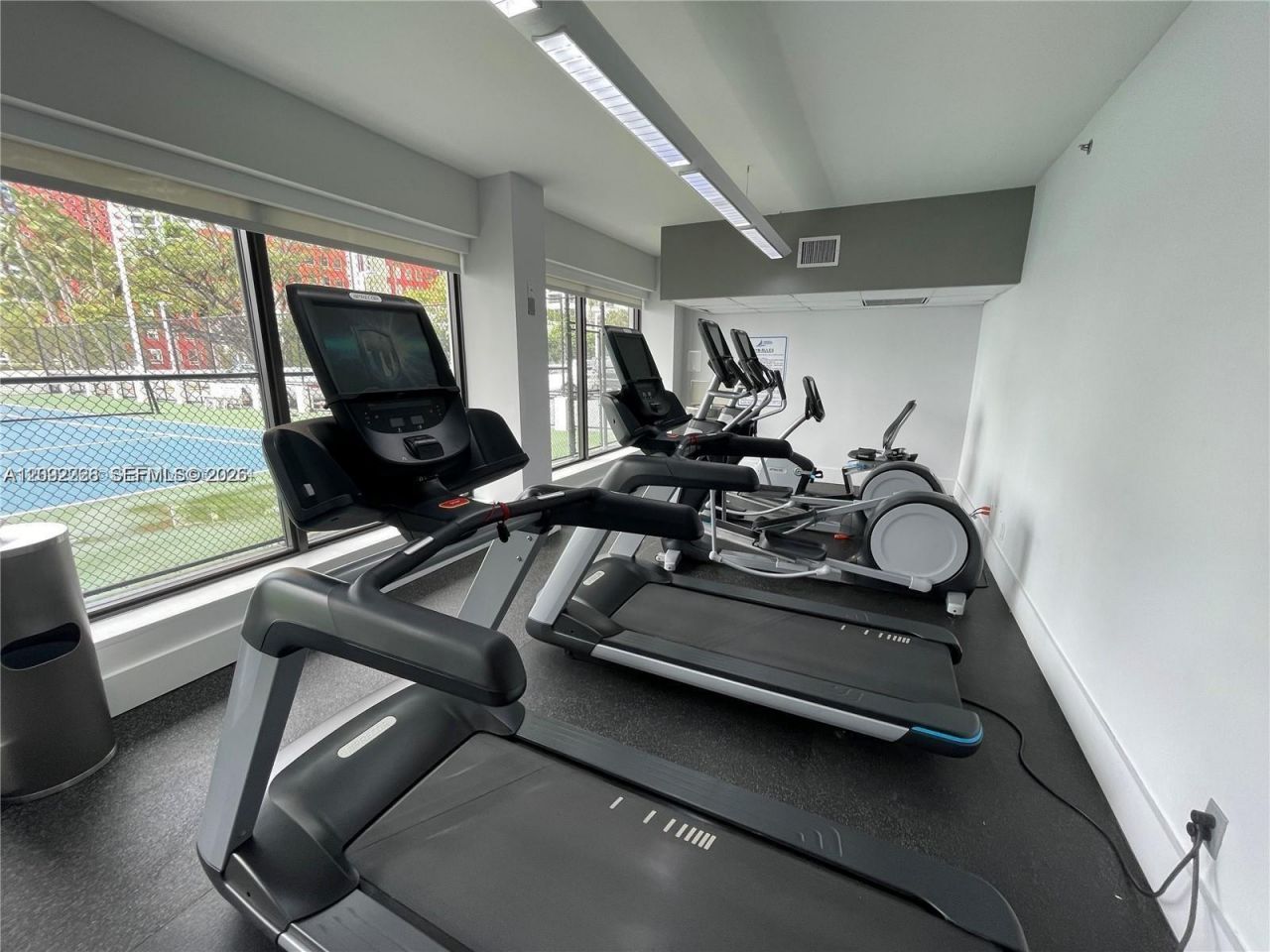 200 SE 15th Rd, Unit 4K, Miami, FL 33129 Photo