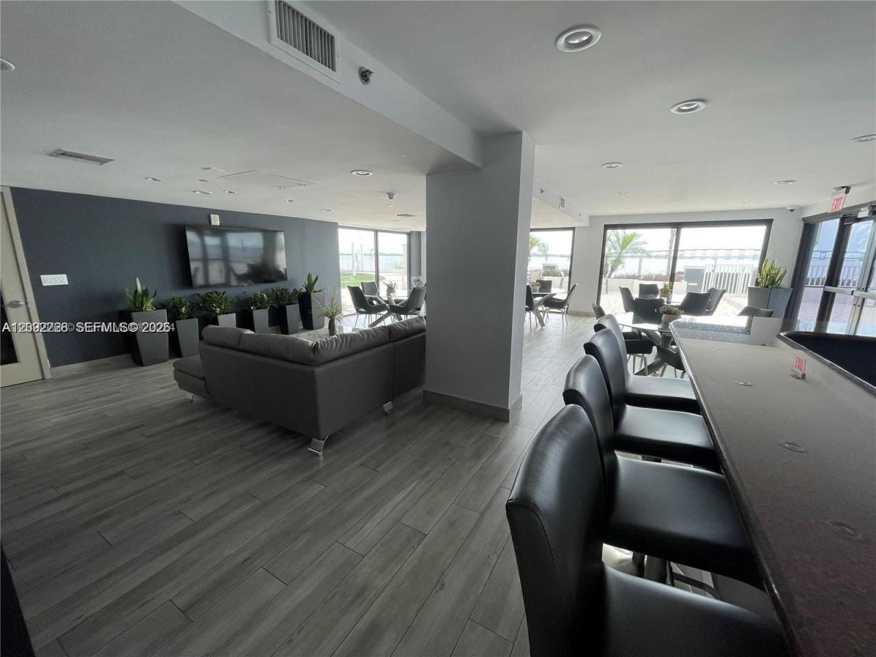 200 SE 15th Rd, Unit 4K, Miami, FL 33129 Photo