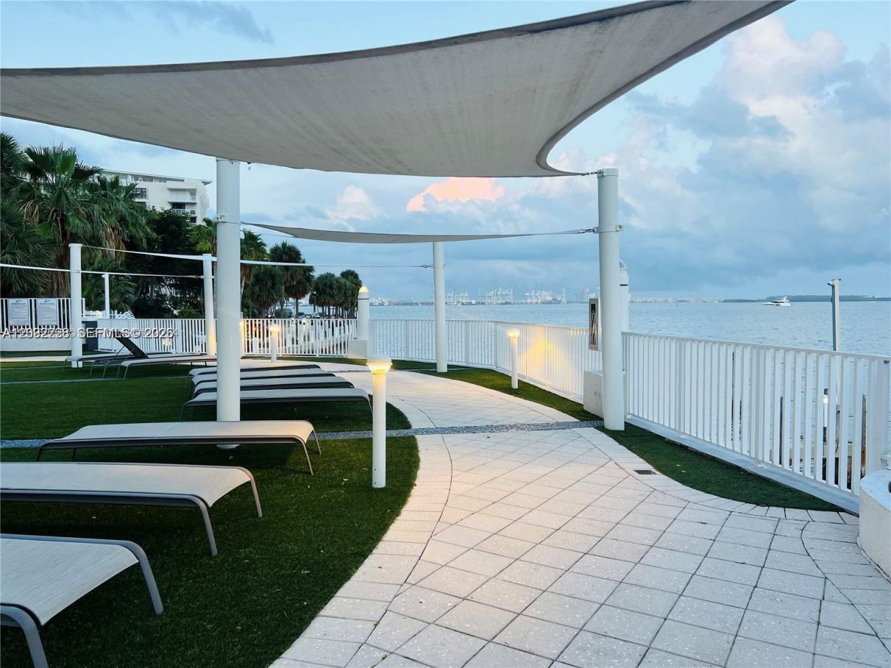 200 SE 15th Rd, Unit 4K, Miami, FL 33129 Photo