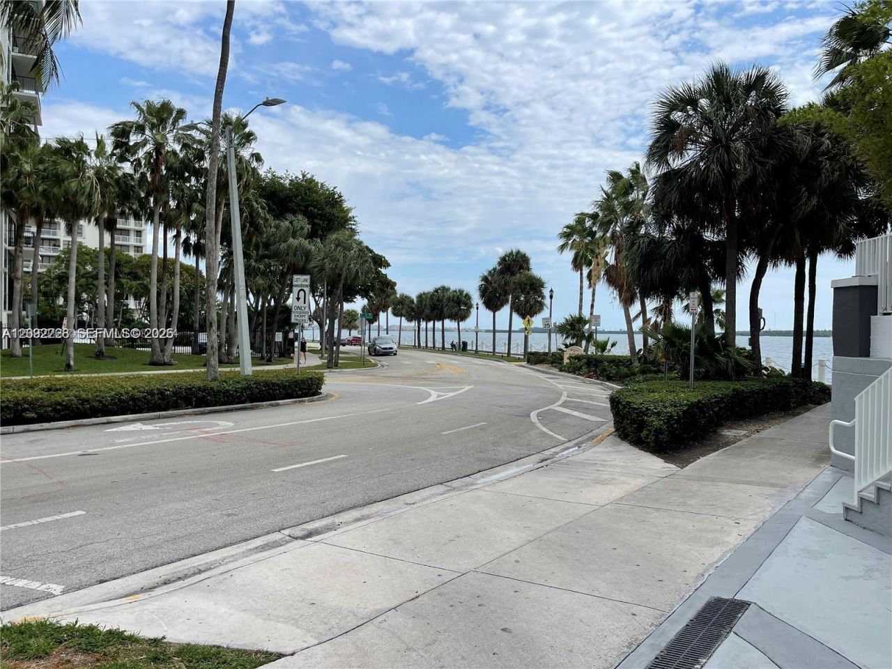 200 SE 15th Rd, Unit 4K, Miami, FL 33129 Photo