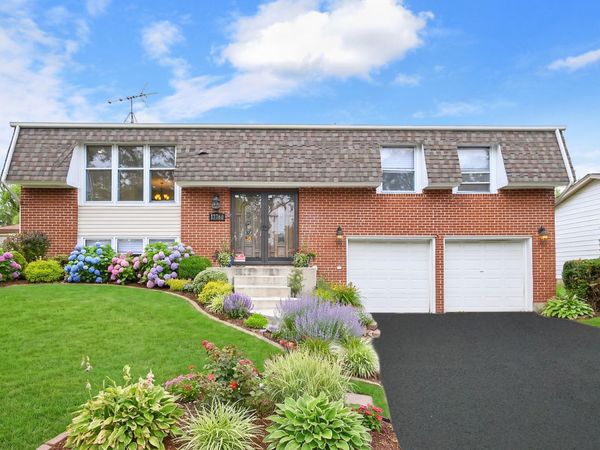 17760 Arlington Drive, Country Club Hills, IL 60478