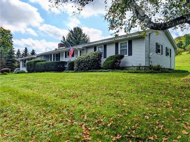 306 East Street , Oneonta, NY 13820