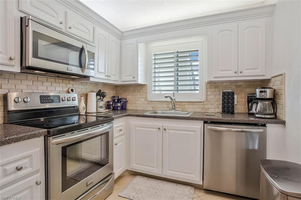4318 27th Ct Sw, Unit 101, Naples, FL 34116 Photo
