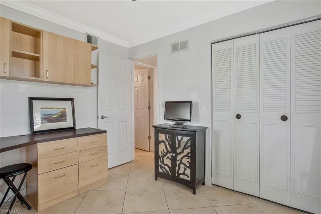 4318 27th Ct Sw, Unit 101, Naples, FL 34116 Photo