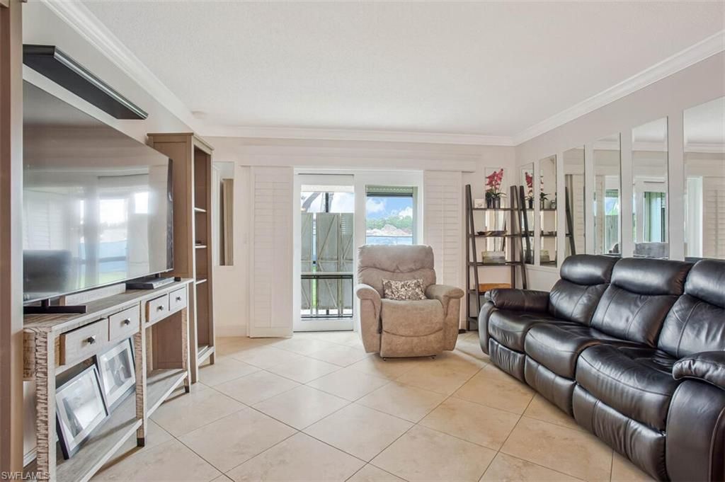 4318 27th Ct Sw, Unit 101, Naples, FL 34116 Photo
