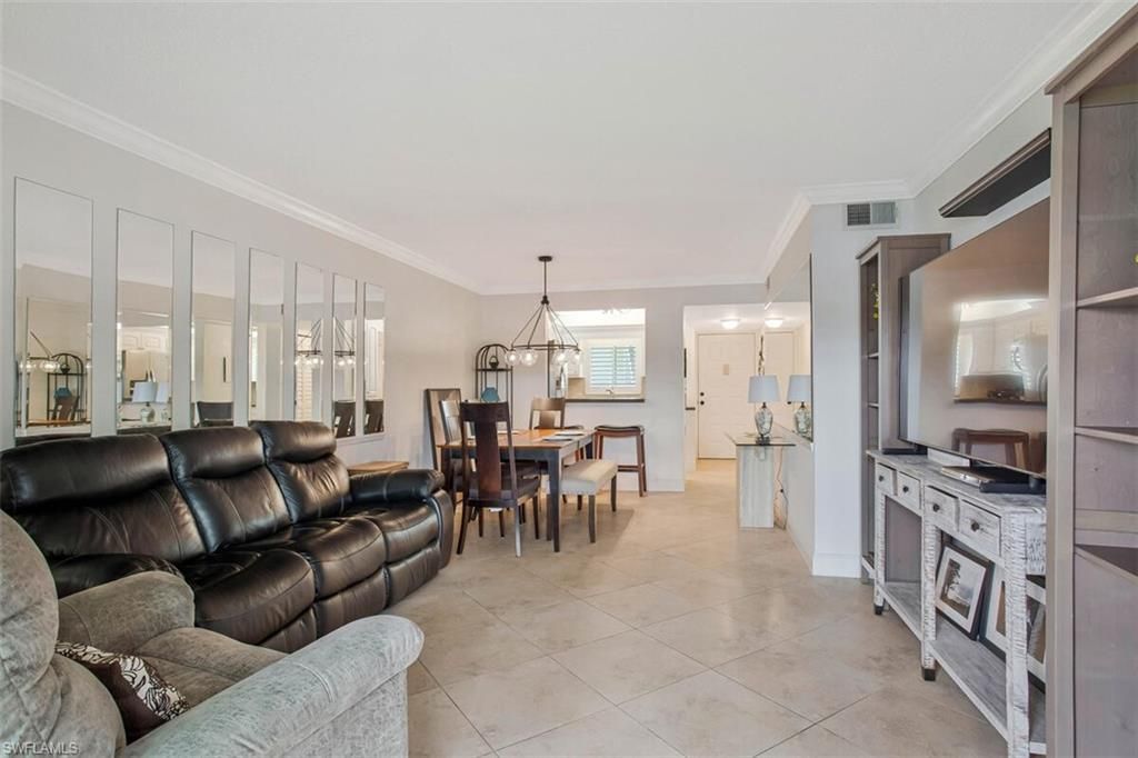 4318 27th Ct Sw, Unit 101, Naples, FL 34116 Photo