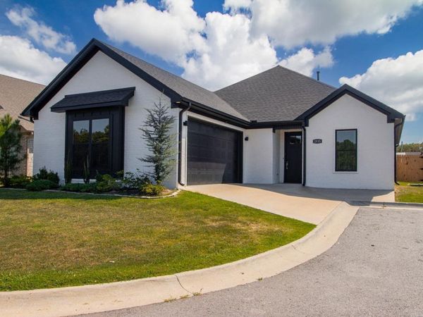 2533 Kara, Bryant, AR 72019