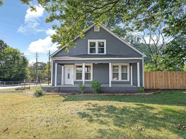 201 Day Street, Hartselle, AL 35640