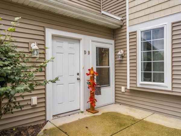 752 Bridlewood DRIVE, Unit 2202D, Hartford, WI 53027