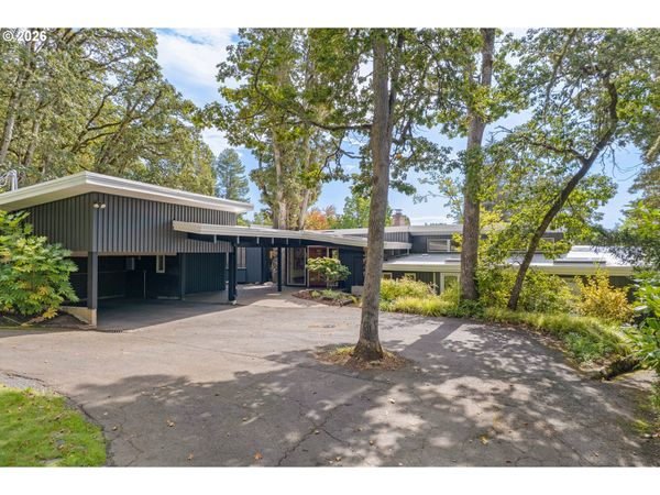 2606 SPRING BLVD, Eugene, OR 97403