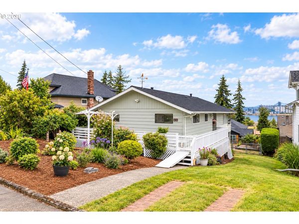 415 W D ST, Rainier, OR 97048