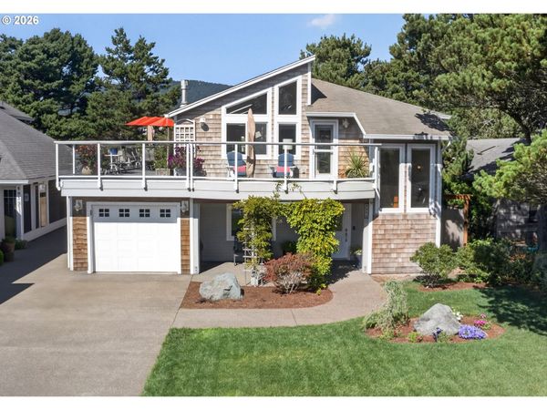 8960 CHINOOK LN, Manzanita, OR 97130