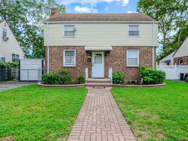 596 Irving Street, Westbury, NY 11590