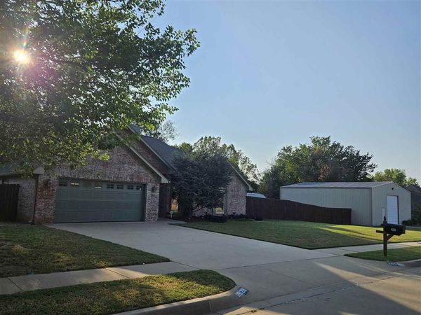 205 N Manning Street, Stillwater, OK 00000