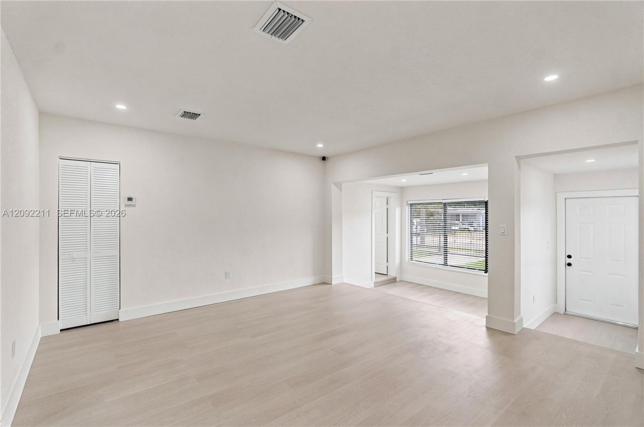 9616 NW 26th Ave, Miami, FL 33147 Photo