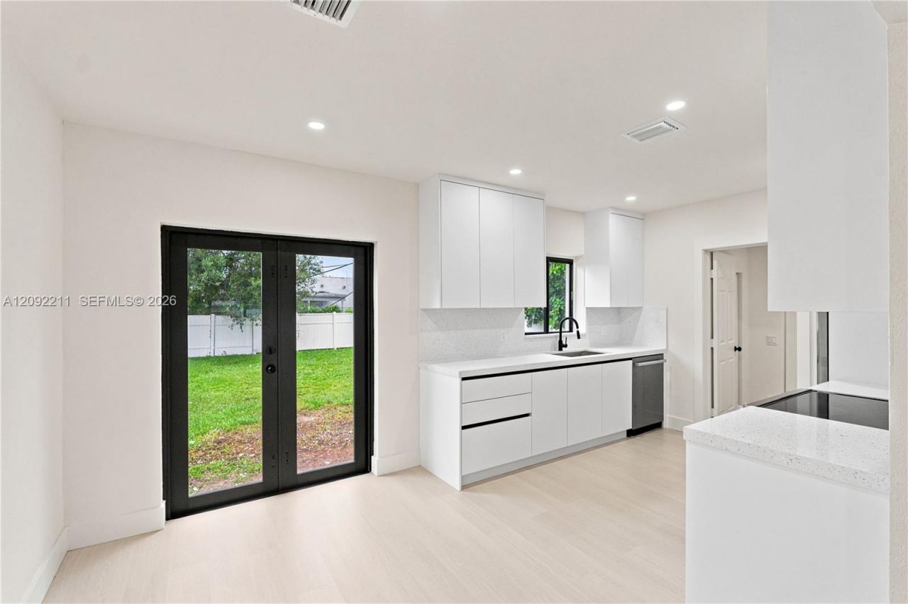 9616 NW 26th Ave, Miami, FL 33147 Photo