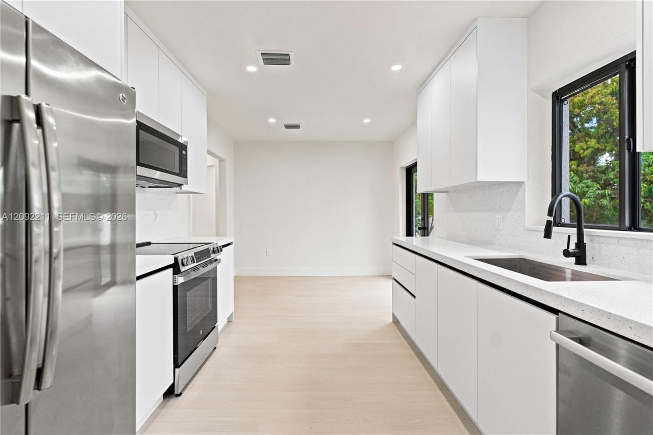 9616 NW 26th Ave, Miami, FL 33147 Photo