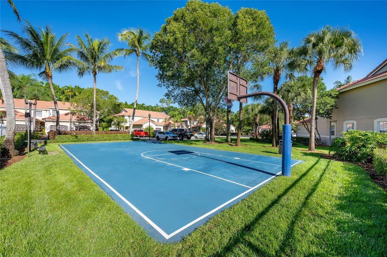 890 San Remo Dr, Weston, FL 33326 Photo
