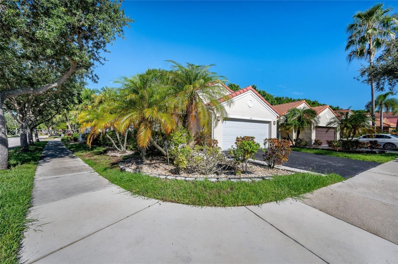890 San Remo Dr, Weston, FL 33326 Photo
