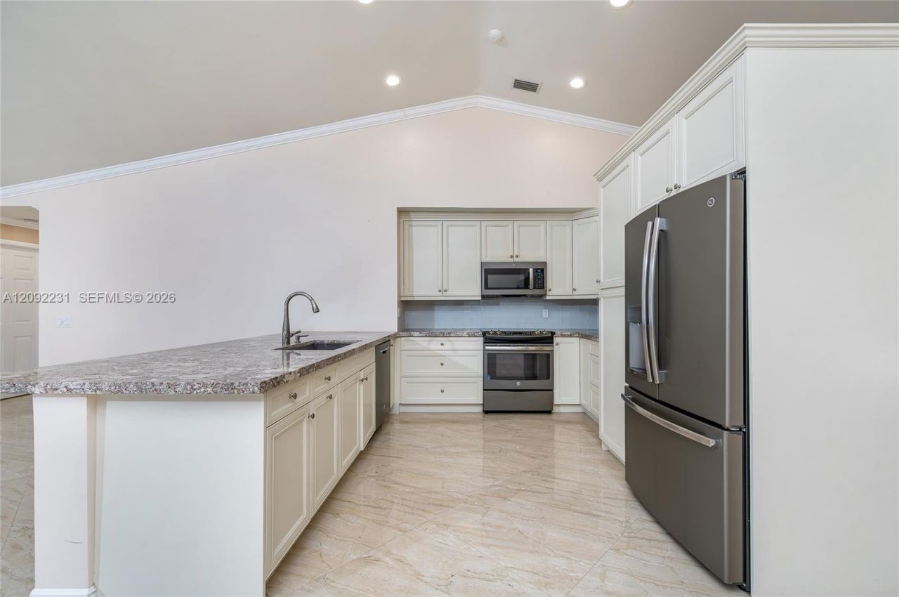 890 San Remo Dr, Weston, FL 33326 Photo