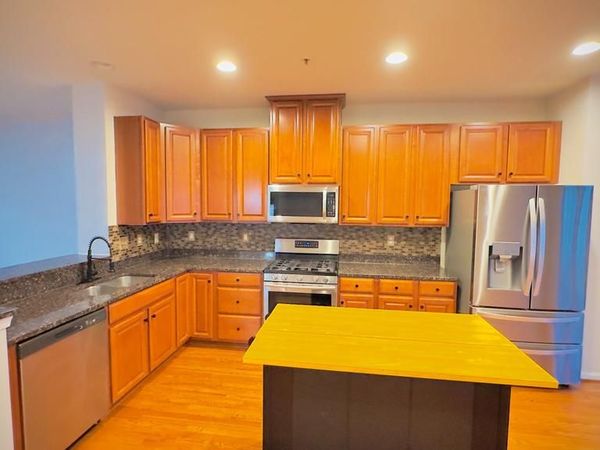 7420 SINGERS WAY, ELKRIDGE, MD 21075