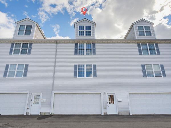 101 Maple Street, Unit 5, Manchester, NH 03103