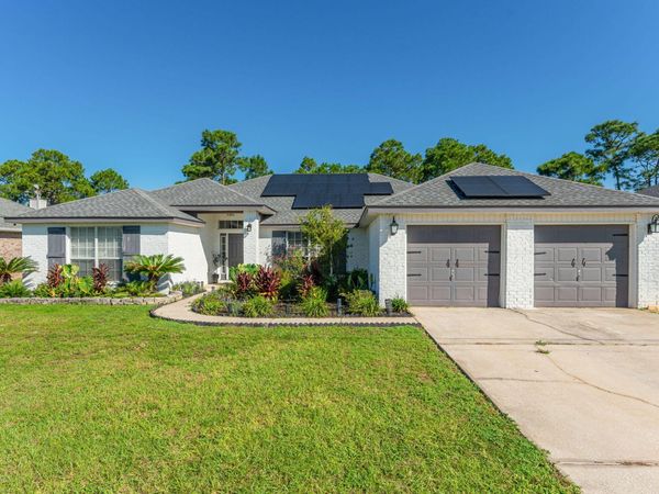 8252 Cosica Boulevard, Navarre, FL 32566