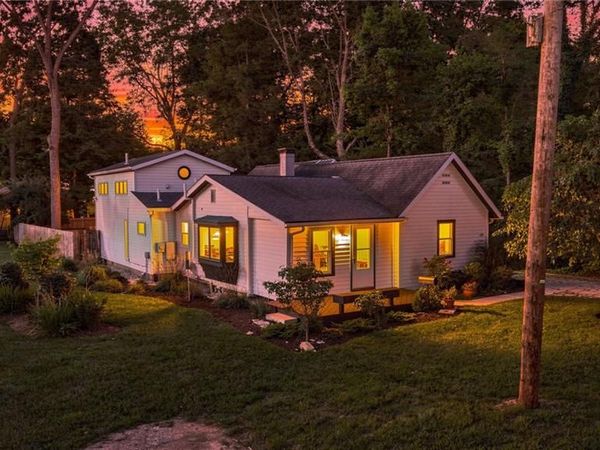325 N High Street, Yellow Springs Vlg, OH 45387