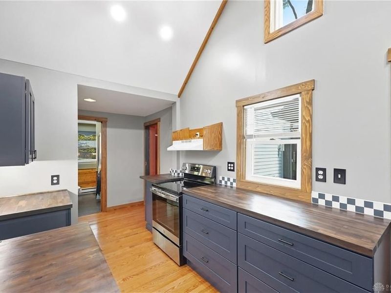 325 N High Street, Yellow Springs, OH 45387 Photo 15